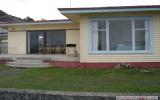 Holiday Home Other Localities New Zealand:  beachfront House ...