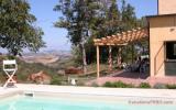Holiday Home Marche:  casa Bella Fonte, Villa With Pool, Sleeps Up To 14 