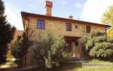Holiday Home Italy:  tuscany Villa Rental With Pool And Panoramic View 