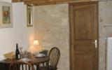 Holiday Home Saumur:  lys: Romantic Cottage Surrounded By Vineyards 