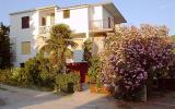 Apartment Pirovac: Apartment 1 (A4*) - House 645 - Pirovac Dalmatia 