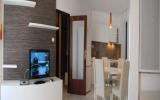 Apartment Novalja: Apartment 10 Superior (A6*) - Holiday Resort Rn Gajac - ...