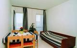 Apartment Medulin: Apartment Mini Chalet (A2+1) - Holiday Resort Kazela - ...