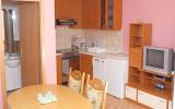 Apartment Primorsko Goranska: Apartment 6 (A6) - House 555 - Novalja Kvarner 