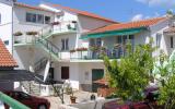 Apartment Tribunj: Apartment 1 (A3) - House 652 - Tribunj Dalmatia 