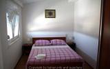 Apartment Croatia: Apartment 4 (A4+2*) - House 3027 - Pakostane Dalmatia 