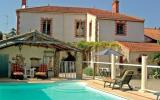 Holiday Home France: Fr2415.105.1 