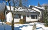 Holiday Home Zandt Sauna: House Schlossberg 