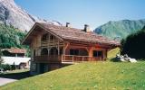 Holiday Home Le Grand Bornand: House Chalet Jonquilles 