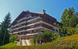 Apartment Vaud Sauna: Apartment Miremont 