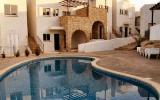 Apartment Cyprus: Holiday Apartment With Shared Pool In Paphos, Coral Bay - ...