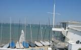 Holiday Home Isle Of Wight: Cottage Rental In Cowes, Gurnard With Walking, ...
