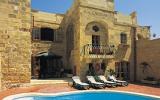 Holiday Home Malta Fernseher: Holiday Farmhouse With Swimming Pool In San ...