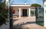 Ostuni holiday villa accommodation, San Vito dei Normanni with walking, beach/lake nearby, log fire, disabled access, balcony/te