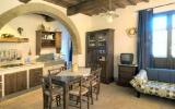 Apartment San Gimignano Fernseher: Holiday Apartment With Shared Pool In ...