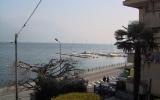 Apartment Italy: Menaggio Holiday Apartment Rental With Walking, Beach/lake ...
