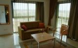 Apartment Hasharon Fernseher: Self-Catering Holiday Apartment With Shared ...