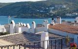 Apartment Catalonia Air Condition: Cadaques Holiday Apartment Rental With ...