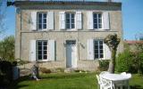 Holiday Home Poitou Charentes: La Rochelle Holiday Farmhouse Rental, ...
