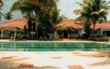 Holiday Home India Air Condition: Holiday Villa With Shared Pool In ...