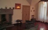 Apartment Italy: Perugia Holiday Apartment Rental With Walking, Tv, Dvd 