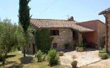 Holiday Home Italy: Holiday Home With Swimming Pool In Amelia - Walking, Log ...