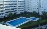 Fuengirola holiday apartment rental, El Castillo with walking, beach/lake nearby, balcony/terrace, air con, TV, DVD