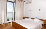 Guest Room Omis: S-2973-A 