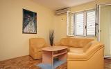 Apartment Croatia Fernseher: A-4740-A 
