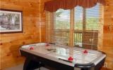 Holiday Home Pigeon Forge Air Condition: Contentment 76Sf - Home Rental ...