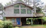 Holiday Home Oregon: Nomads End - A Cannon Beach Home For 8. Great Beach Access. ...