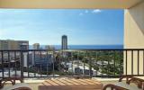 Apartment Hawaii: Fabulous Ocean Views From High Floor Condo With Free Park... ...