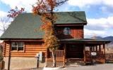 Holiday Home Pigeon Forge: Littlebitaheaven - Cabin Rental Listing Details 