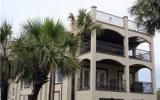 Holiday Home Destin Florida: Castle By The Sea - Home Rental Listing Details 