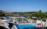 Holiday Home Puglia: Vieste - Residence With The Pool Near The Beach - Cottage ...