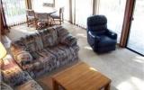 Holiday Home Sunriver Fishing: Red Fir #9 - Home Rental Listing Details 