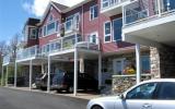 Holiday Home Nova Scotia Fernseher: Executive Townhouse Overlooking ...