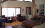 Holiday Home Sunriver: Loon #17 - Home Rental Listing Details 