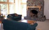 Holiday Home Oregon: Loon #25 - Home Rental Listing Details 