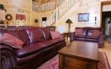 Holiday Home Pigeon Forge Golf: Bear Tracks Bungalow 3Bcc - Home Rental ...