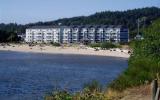 Apartment Oregon Fishing: Beachfront Condo, Near Restaurants And Shopping, ...
