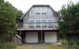 Holiday Home Manzanita Oregon: Tradewinds - Home Rental Listing Details 
