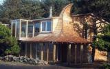 Holiday Home Yachats: The Seventh Wave - Home Rental Listing Details 
