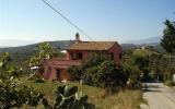 Holiday Home Italy Air Condition: Collecorvino Single Detached House In ...