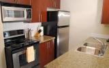 Apartment Canada Golf: Upscale Downtown Vancouver Apartment With 25 Metre ...