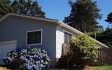 Holiday Home Lincoln City Oregon: Beautiful House - Sleeps 10, Pets ...