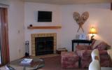 Apartment United States: Quaint Lakeview Condo Walking Distance To Town. - ...