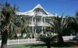 Holiday Home Crystal Beach Florida: Caribbean Queen - Home Rental Listing ...
