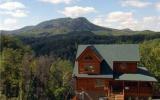 Holiday Home Pigeon Forge: Cinematastic View - Home Rental Listing Details 