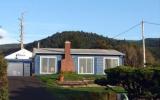 Holiday Home Oregon: Snug Harbor - Home Rental Listing Details 